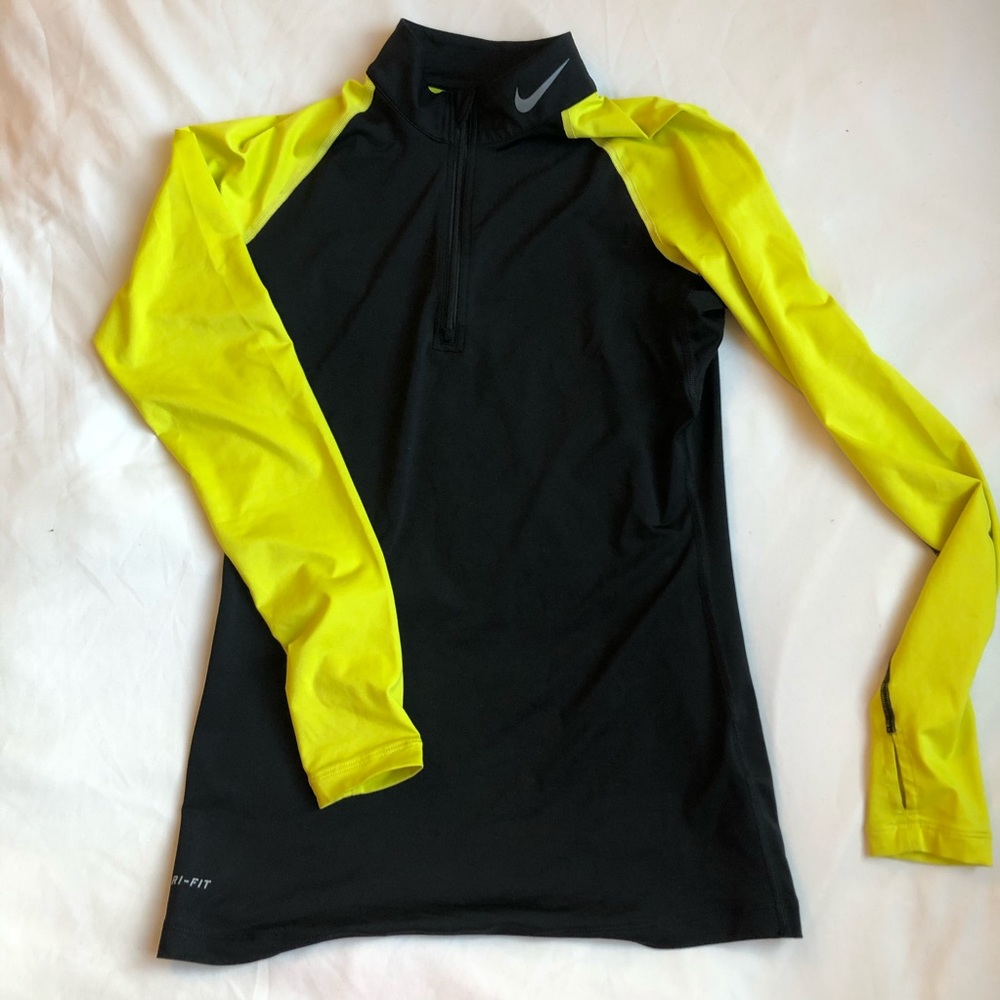 Nike Dri-Fit Quarter Zip